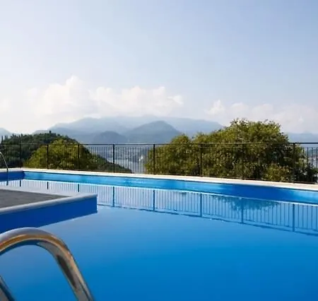 Punta Del Sole Apartment Varenna